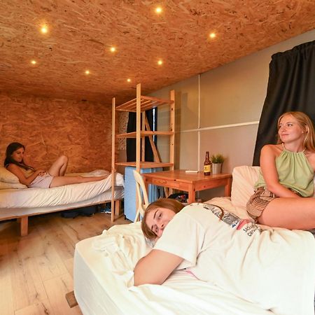 Caravan Hostel Tel Aviv By Roger Age 18-45 Exteriér fotografie